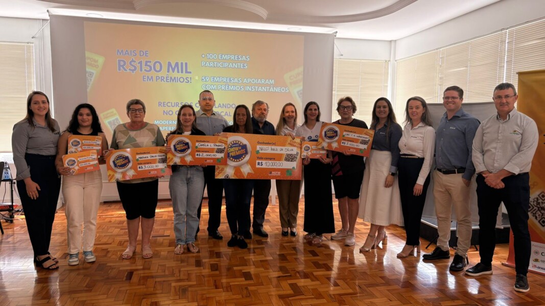 show-de-premios-2025-anuncia-ganhadores-e-reforca-parceria-entre-poder-publico-e-comercio-local