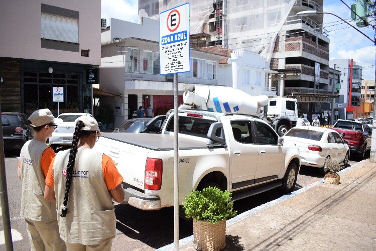 periodo-de-gratuidade-do-estacionamento-rotativo-e-iniciado