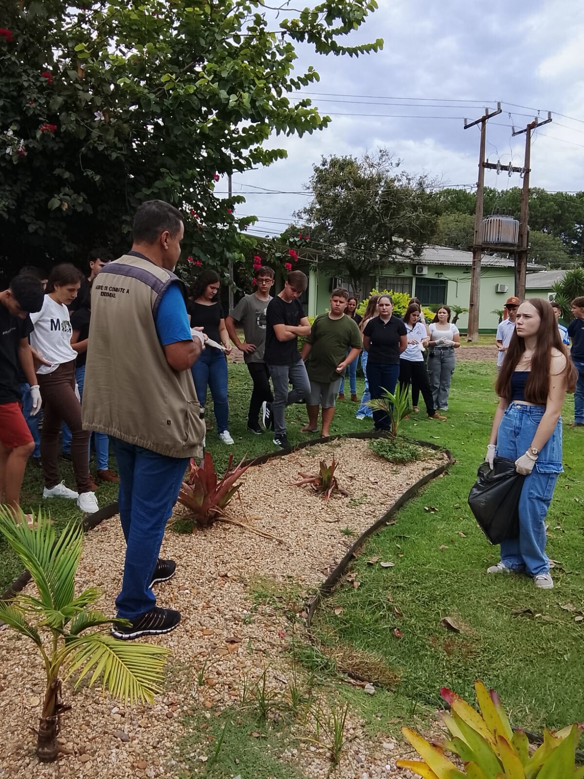 agentes-de-combate-as-endemias-promovem-acao-educativa-sobre-prevencao-de-doencas-no-iffar
