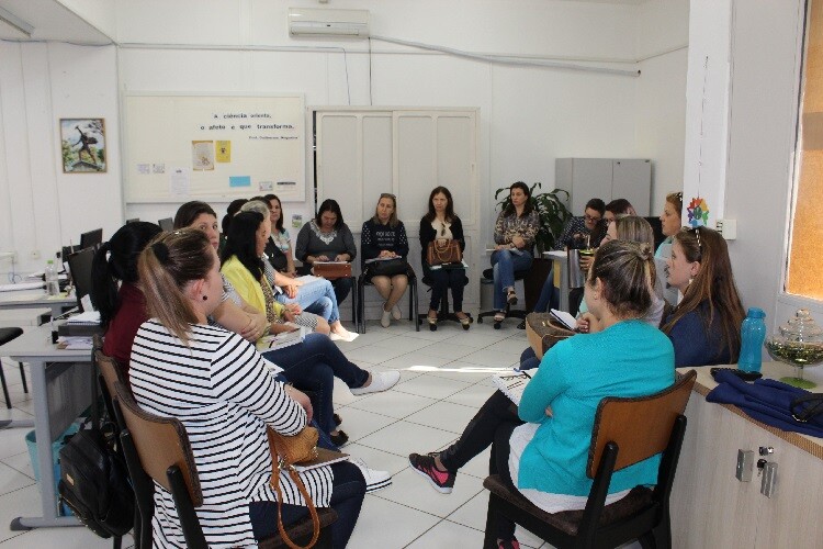 reuniao-debate-o-calendario-escolar-para-o-ano-de-2019