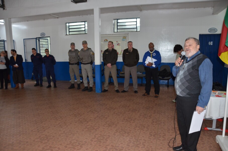 fogo-simbolico-da-patria-e-recebido-em-ato-oficial-no-bairro-santo-antonio