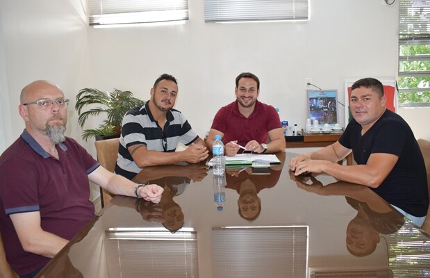 administracao-municipal-realiza-melhorias-em-campo-no-distrito-industrial