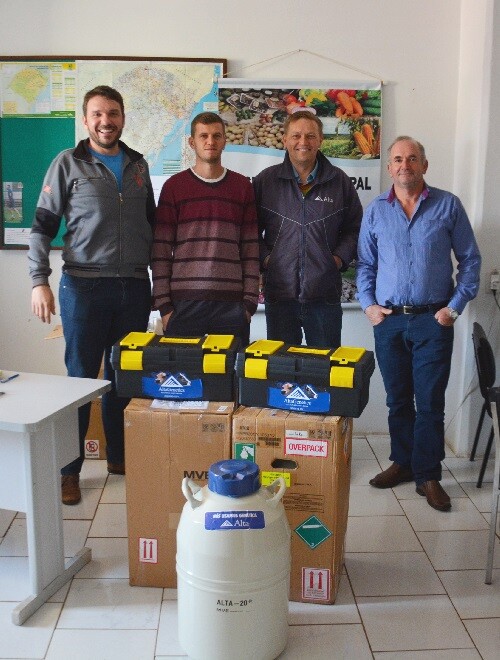 semen-bovino-e-disponibilizado-aos-produtores-rurais