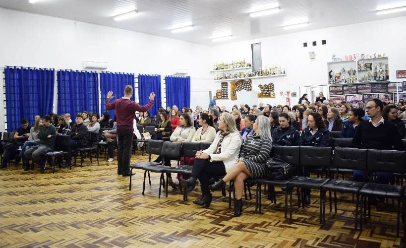 redes-de-apoio-a-escola-debatem-direitos-da-crianca-e-do-adolescente