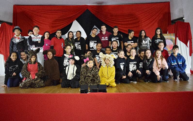 1-mostra-teatral-evidencia-trabalho-de-alunos-da-rede-municipal