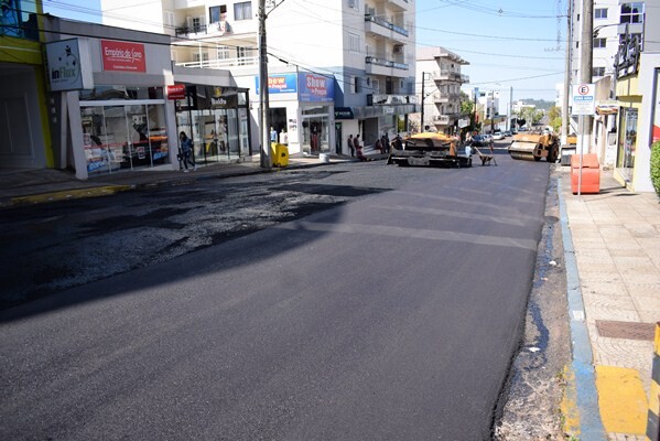 obras-de-recapeamento-asfaltico-seguem-nas-ruas-do-municipio