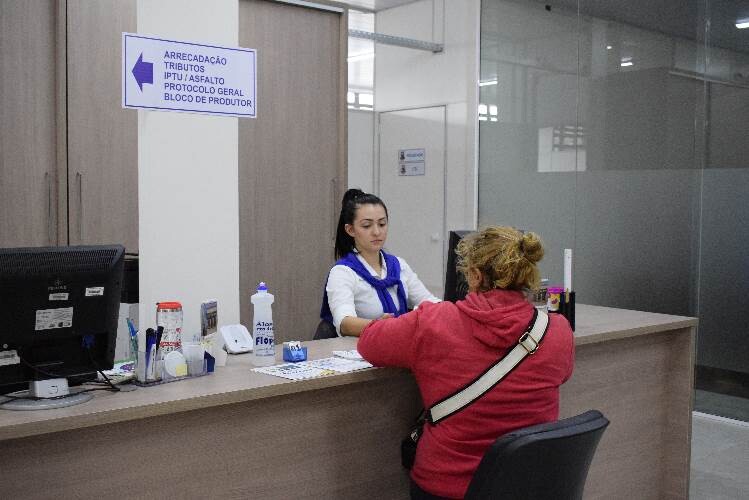 funcionamento-de-setores-e-normalizado-na-sede-administrativa-da-prefeitura-de-fw