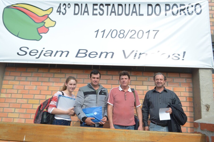 secretario-municipal-da-agricultura-participa-do-tradicional-evento-da-suinocultura-gaucha