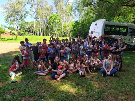 criancas-do-cemaca-visitam-o-parque-municipal-da-faguense