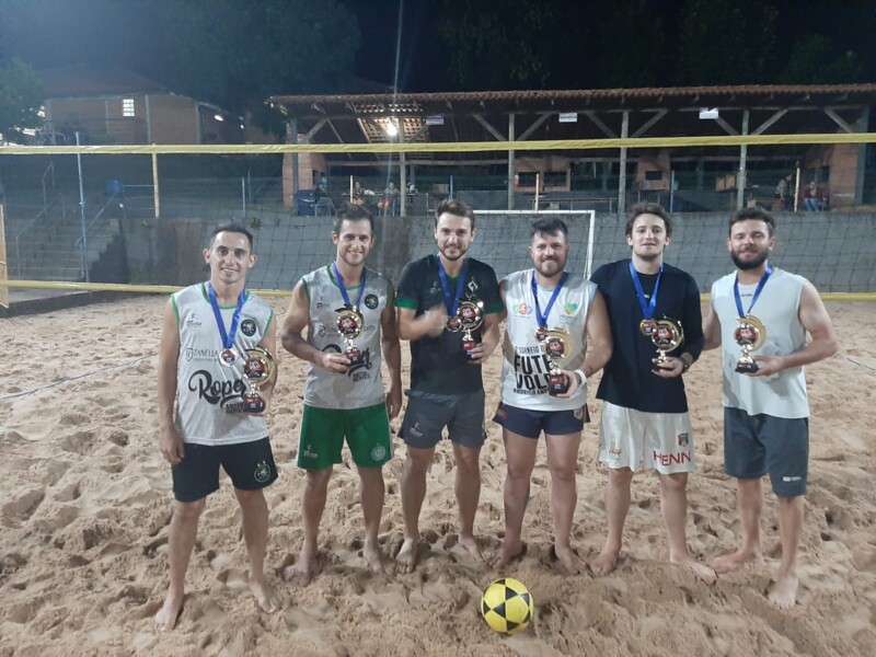 administracao-municipal-realiza-torneio-de-futevolei