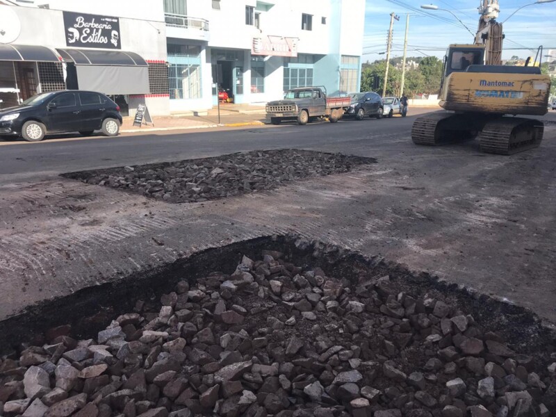 iniciam-melhorias-na-avenida-joao-muniz-reis