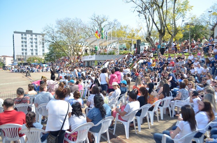 bandas-marciais-marcam-o-encerramento-da-semana-da-patria-no-municipio