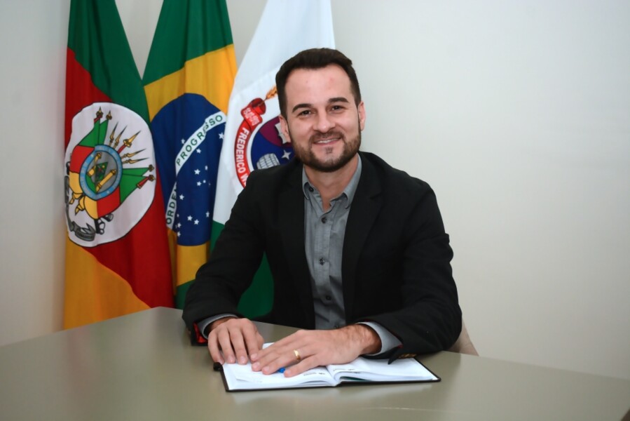 joao-vendruscolo-assume-como-prefeito-em-exercicio