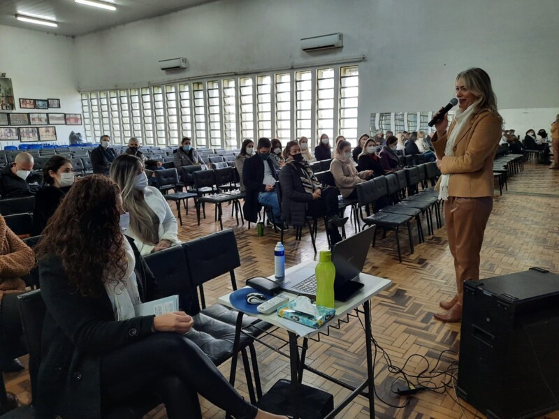 conselheiros-tutelares-e-rede-de-atendimento-participam-de-capacitacao