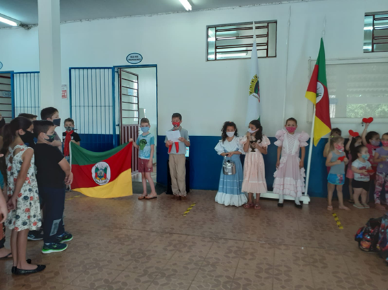 escolas-giusto-damo-e-rui-barbosa-comemoram-semana-farroupilha