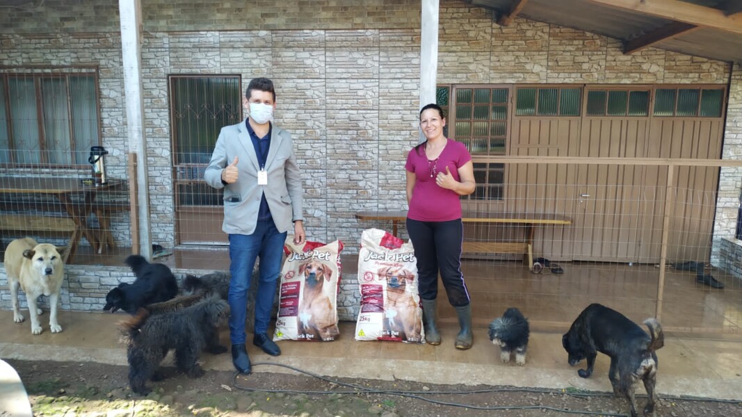 cadastrados-no-banco-de-racao-comecam-a-receber-racao-animal