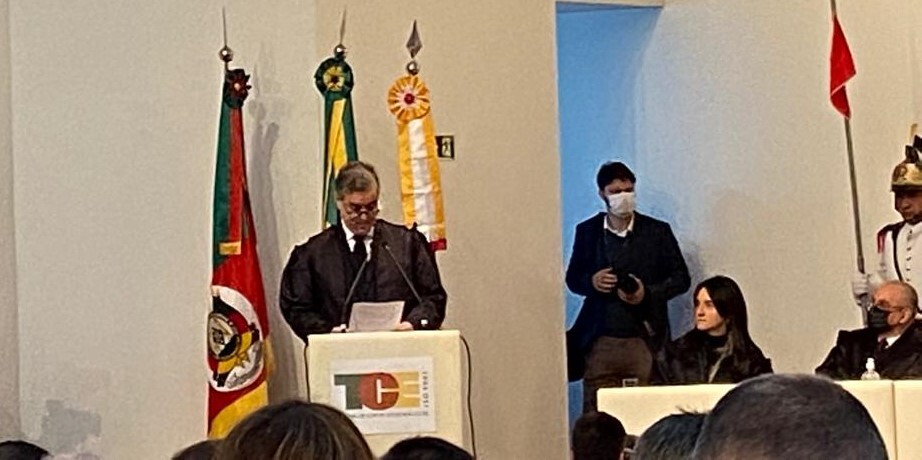 prefeito-jose-panosso-prestigia-posse-de-edson-brum-como-conselheiro-do-tce-rs