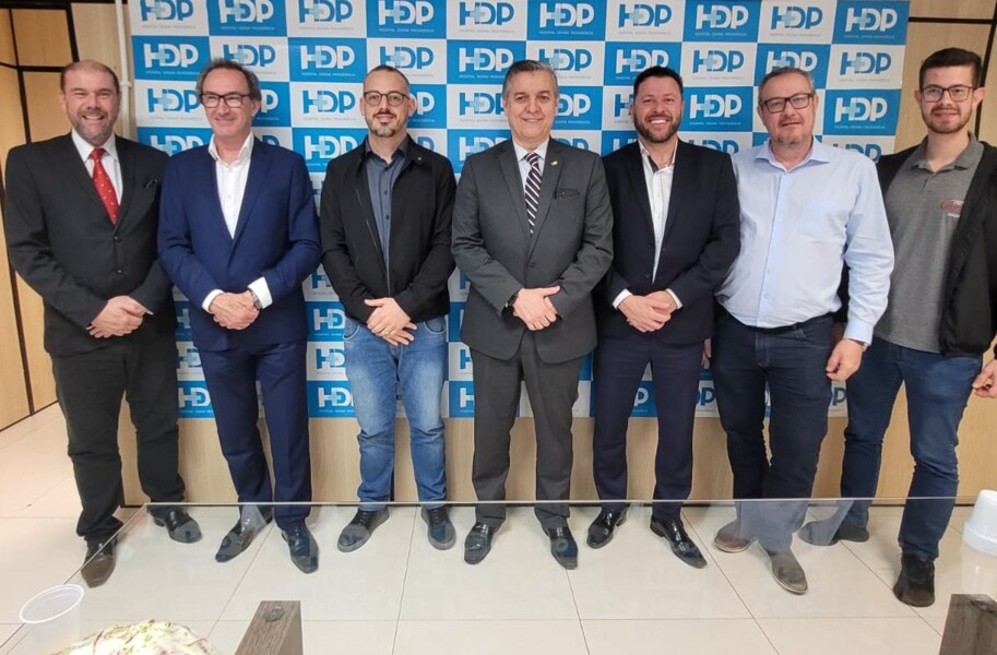 conselheiro-do-tce-rs-edson-brum-visita-hospital-divina-providencia