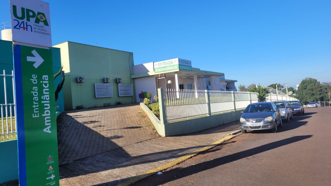 equipe-da-secretaria-de-saude-visita-upa-24h