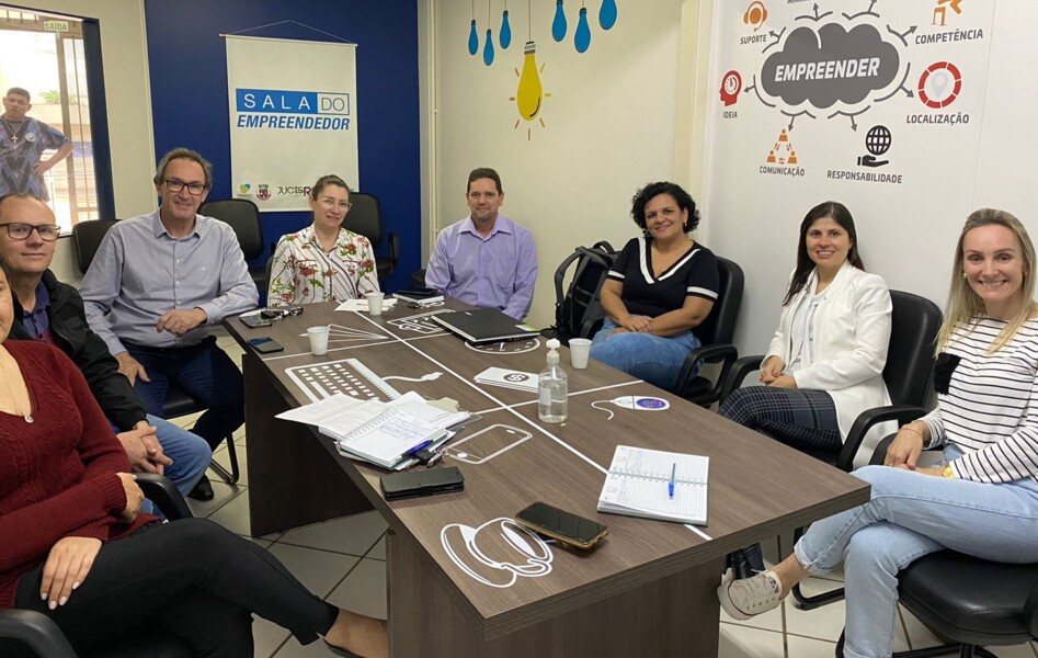 prefeito-panosso-recebe-visita-de-representantes-do-cerest-macronorte