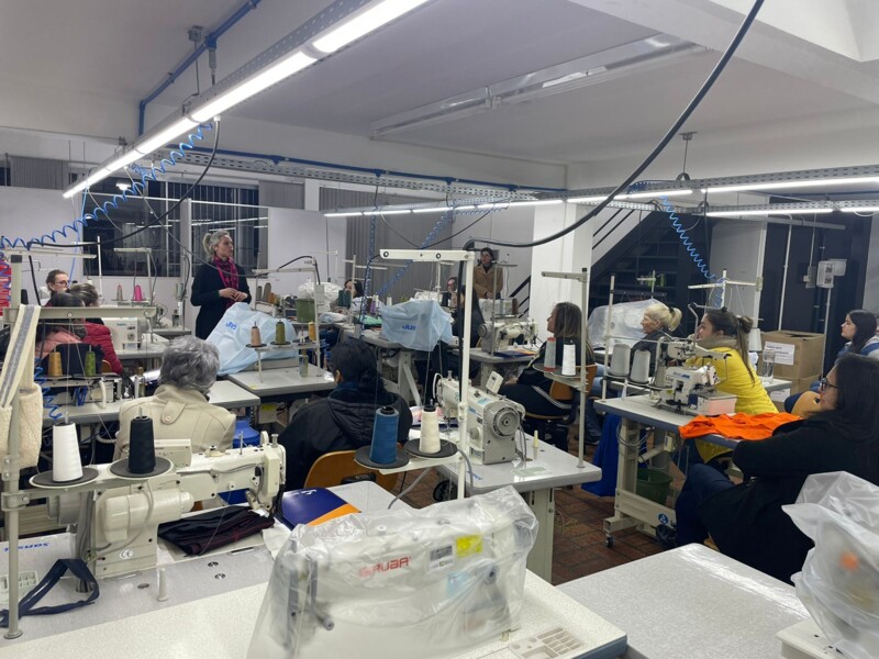 inicia-o-curso-tecnicas-basicas-de-costura-no-cvt