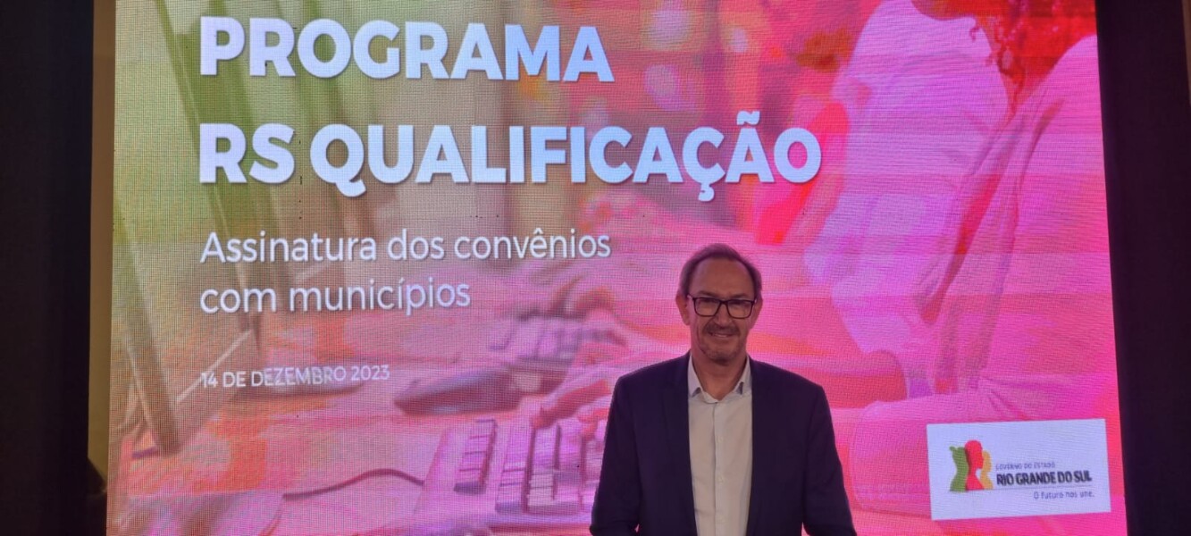 frederico-westphalen-assina-convenio-do-programa-estadual-de-qualificacao-profissional