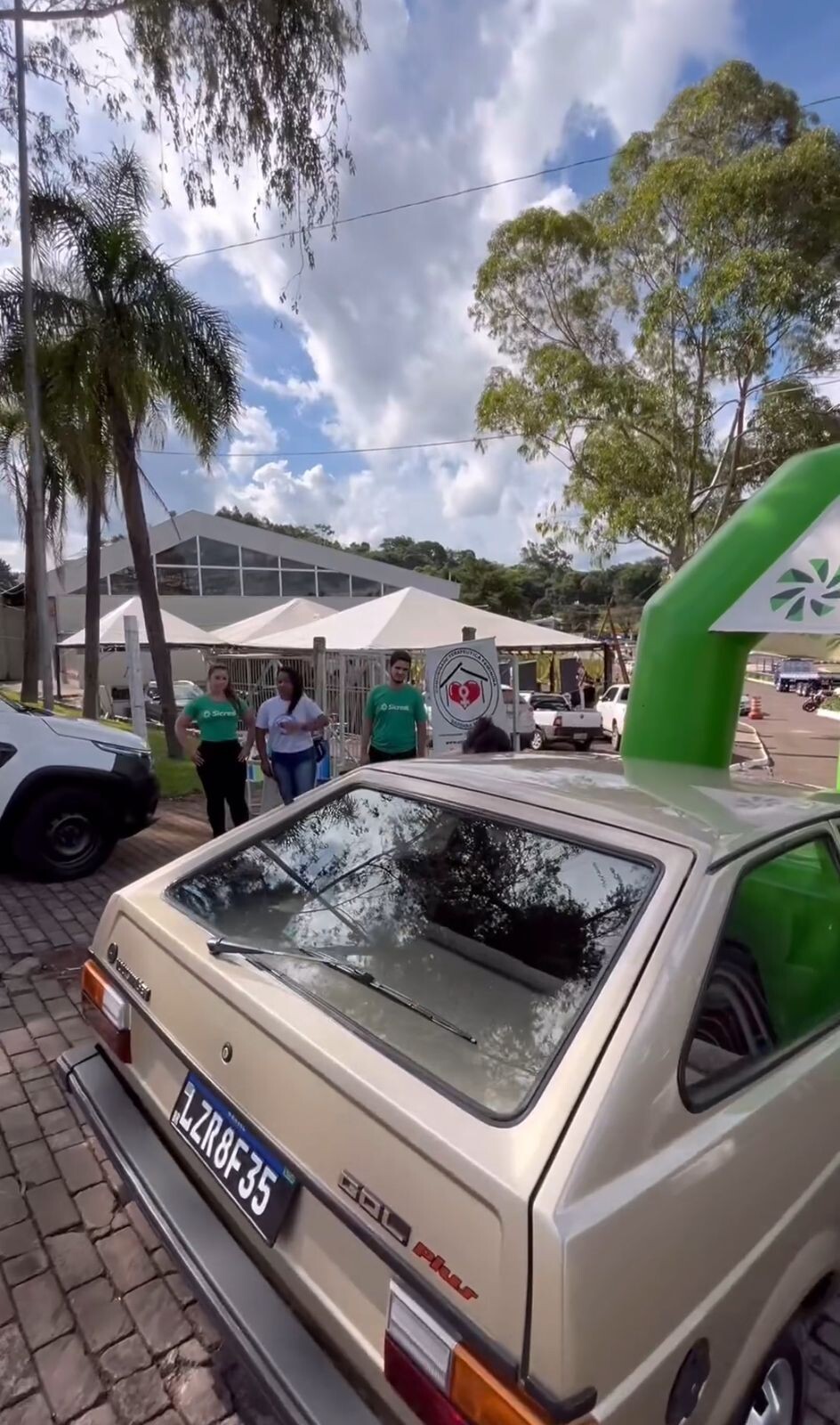 presidente-da-comunidade-terapeutica-feminina-barbara-maix-apresenta-resultados-de-arrecadacao-com-estacionamento-durante-aniversario-de-fw