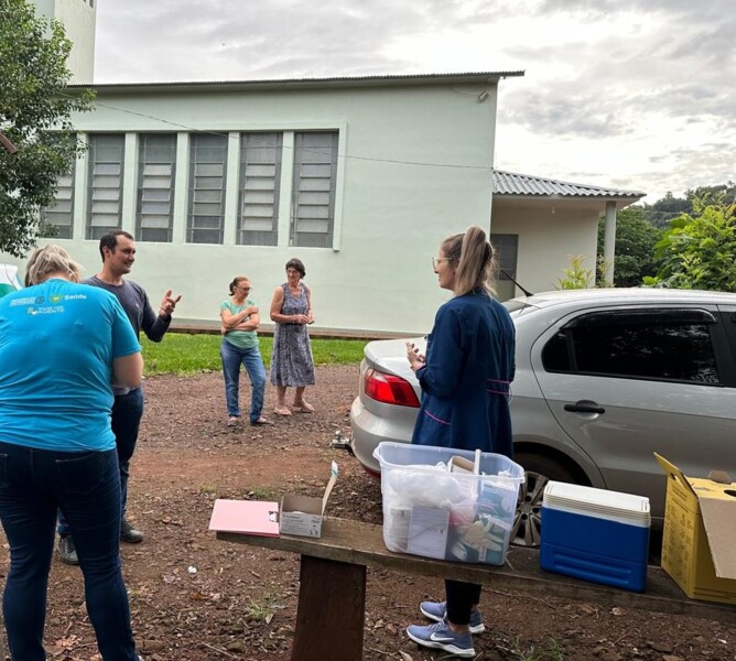 secretaria-da-saude-visita-mais-de-30-comunidades-do-interior-do-municipio-para-ampliar-a-imunizacao-contra-a-gripe