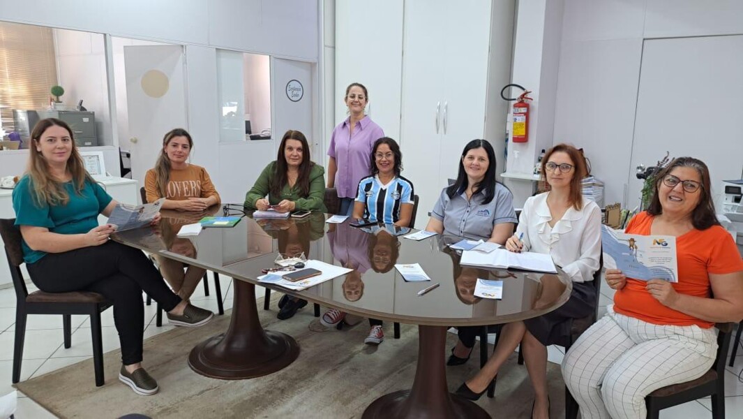 concurso-de-educacao-fiscal-nas-escolas-e-tema-de-reuniao-no-gefim
