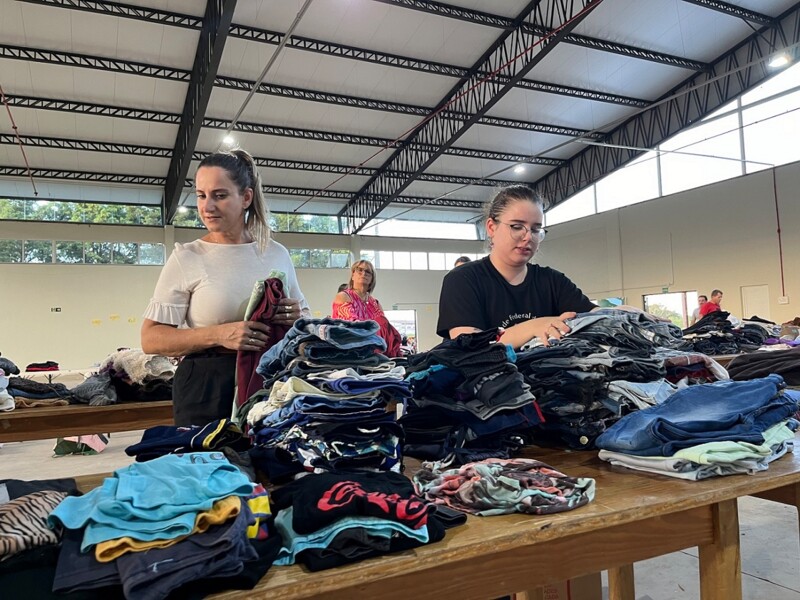 campanha-de-doacoes-da-prefeitura-ja-encaminhou-mais-de-duas-mil-cestas-basicas-para-municipios-atingidos-pelas-chuvas