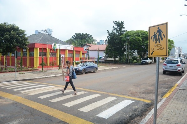 quebra-molas-e-rotatorias-serao-construidas-no-municipio