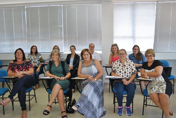 smec-promove-reuniao-com-diretoras-de-escolas-estaduais-sobre-a-pre-escola