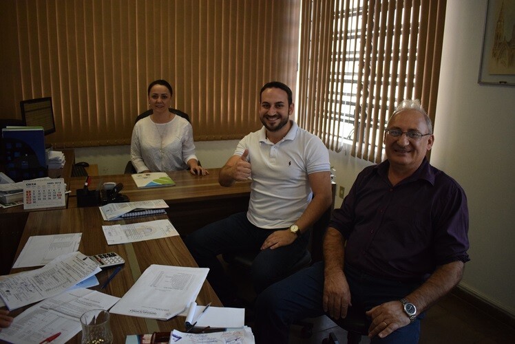 administracao-municipal-pagara-antecipadamente-a-primeira-parcela-do-13-salario