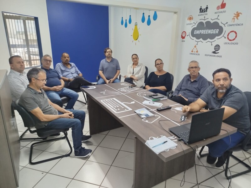 reuniao-discute-retorno-do-transito-rotativo-em-frederico-westphalen