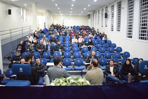 audiencia-publica-sobre-a-logistica-de-descarte-das-lampadas-e-realizada