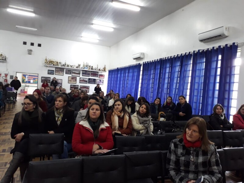 formacao-continuada-e-realizada-com-professores-da-educacao-inclusiva
