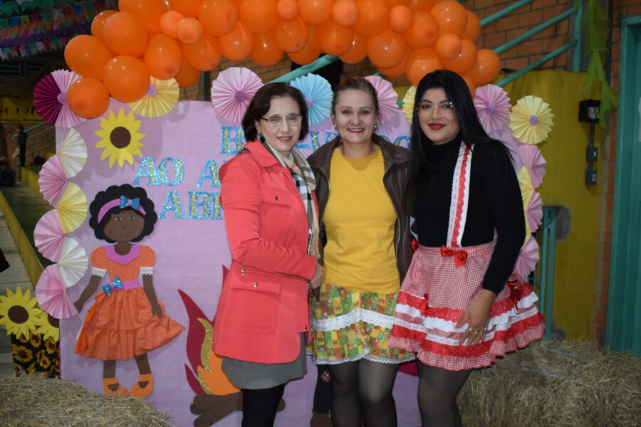 arraia-da-escola-21-de-abril-foi-pura-animacao
