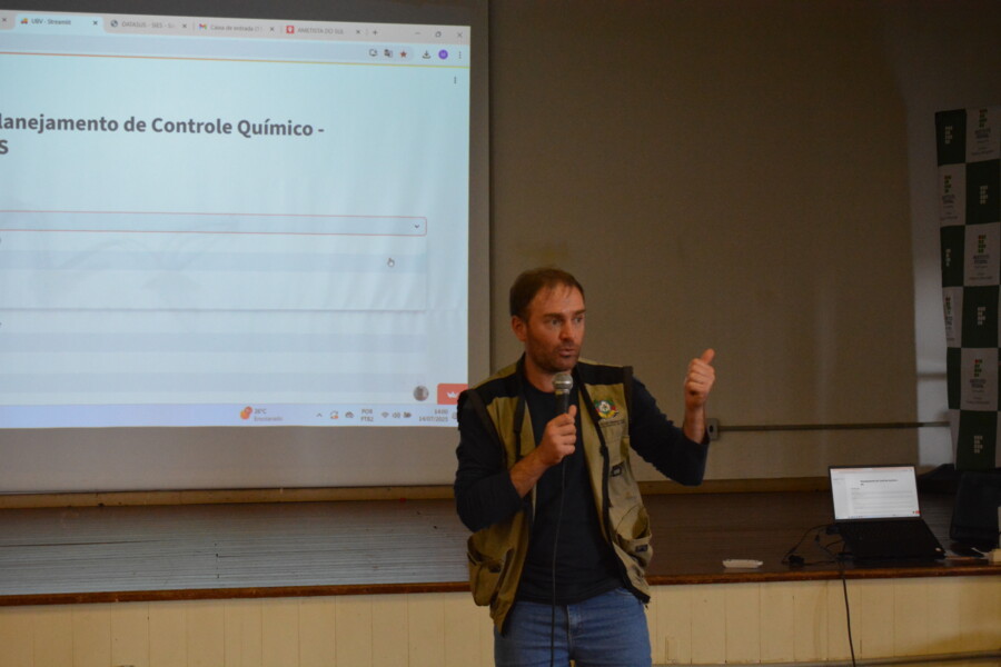 servidores-da-vigilancia-ambiental-participam-de-treinamento-sobre-combate-ao-aedes-aegypti-e-arboviroses