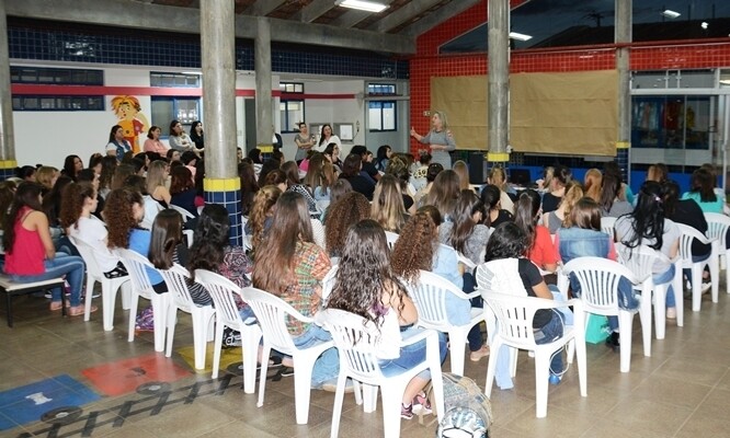 smec-realiza-capacitacao-para-atendentes-de-educacao-infantil