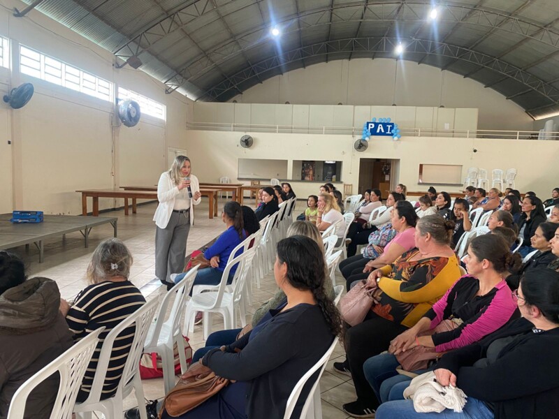 reconectar-com-a-propria-historia-encontro-do-bolsa-familia-inspira-autoconhecimento-e-forca-interior