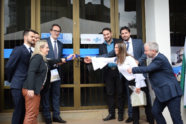 sala-do-empreendedor-e-inaugurada-oficialmente