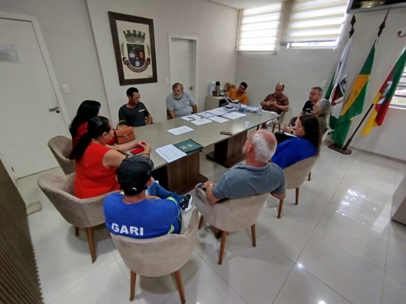 prefeitura-de-fw-e-sindicatos-definem-reposicao-salarial-de-6-para-servidores-municipais-em-2026