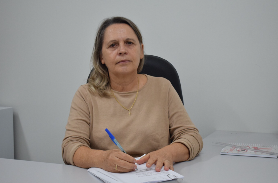 Secretária Municipal - Elizete Busatto